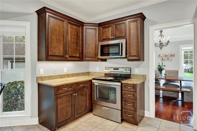 206 Island Creek Lane, Savannah, GA 31410
