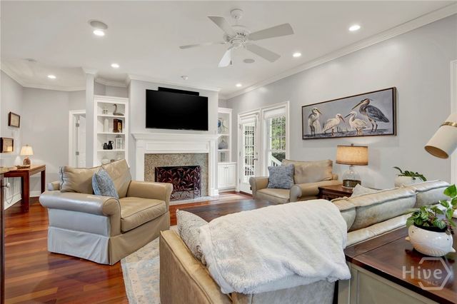 206 Island Creek Lane, Savannah, GA 31410