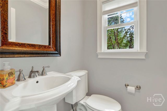 206 Island Creek Lane, Savannah, GA 31410