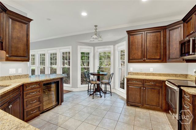 206 Island Creek Lane, Savannah, GA 31410