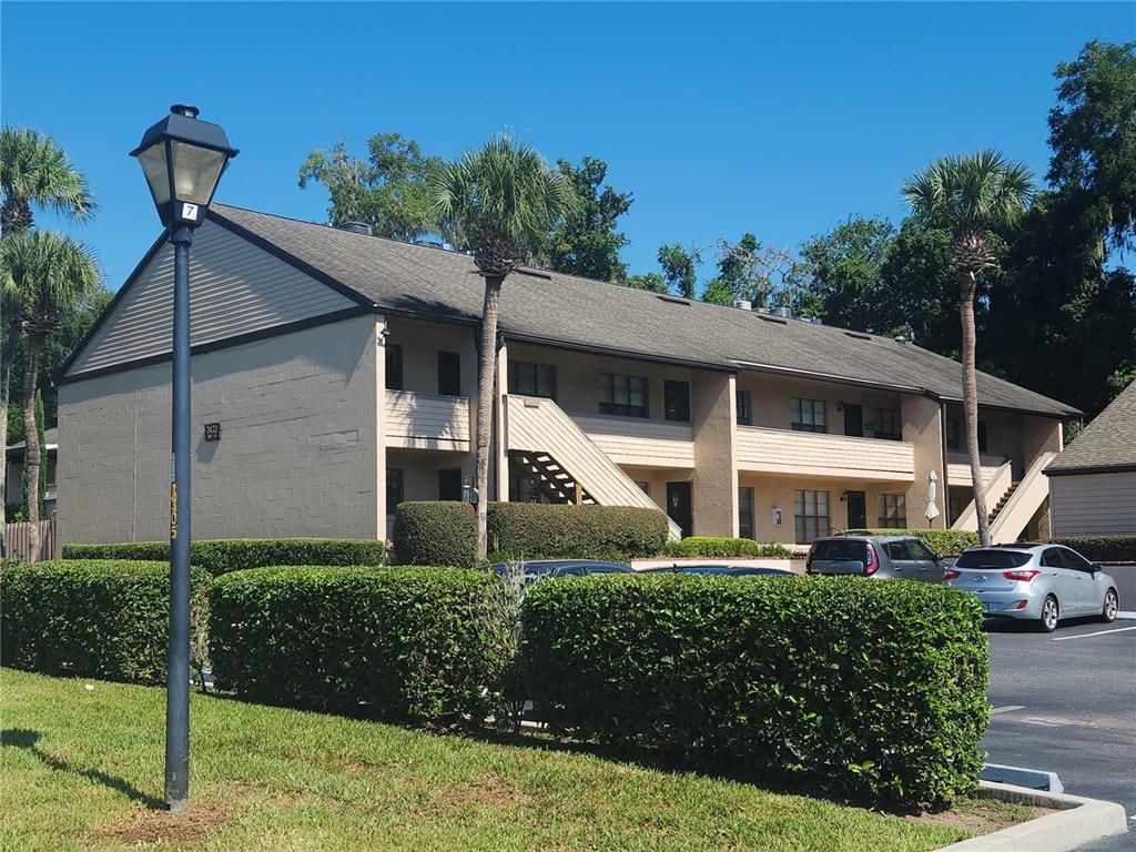 2433 NE 7TH STREET 6, Ocala, FL 34470