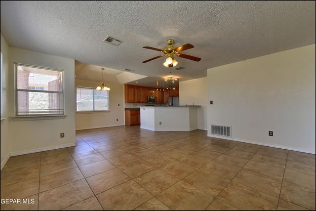 4376 LOMA TAURINA Drive, El Paso, TX 79934
