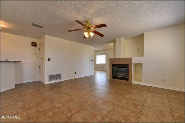 4376 LOMA TAURINA Drive, El Paso, TX 79934