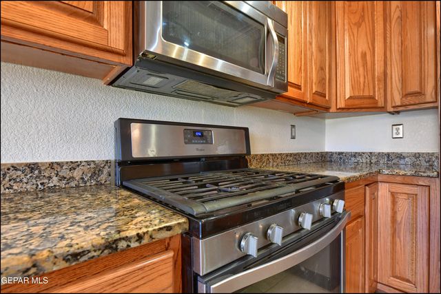4376 LOMA TAURINA Drive, El Paso, TX 79934