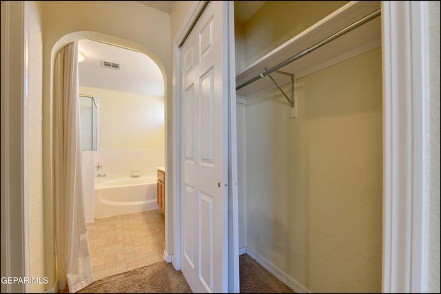4376 LOMA TAURINA Drive, El Paso, TX 79934