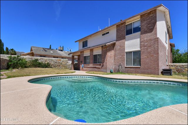4376 LOMA TAURINA Drive, El Paso, TX 79934