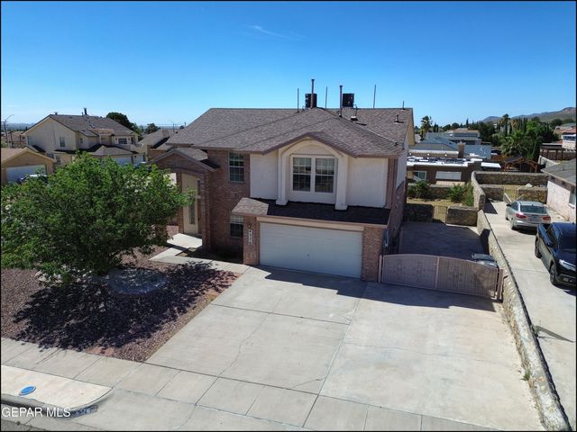 4376 LOMA TAURINA Drive, El Paso, TX 79934