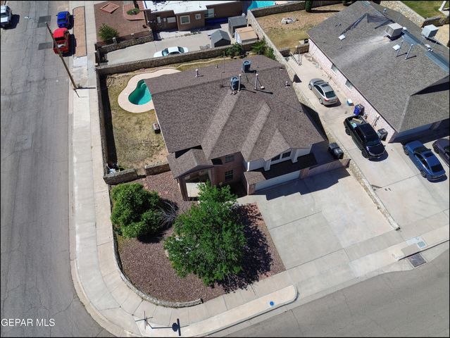 4376 LOMA TAURINA Drive, El Paso, TX 79934