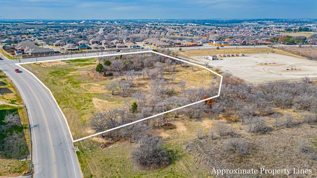 1725 S Las Vegas Trail, White Settlement, TX 76108