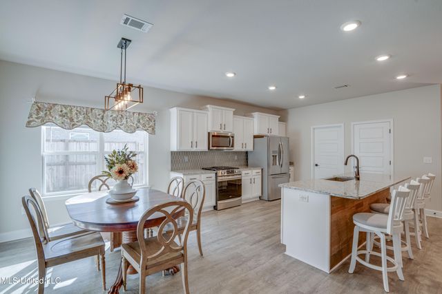 7006 Crawford Drive, Long Beach, MS 39560