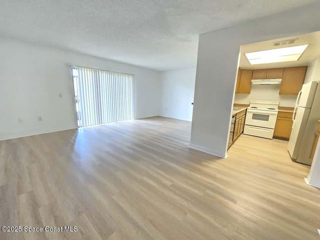 1052 Mollie Lane, Melbourne, FL 32935