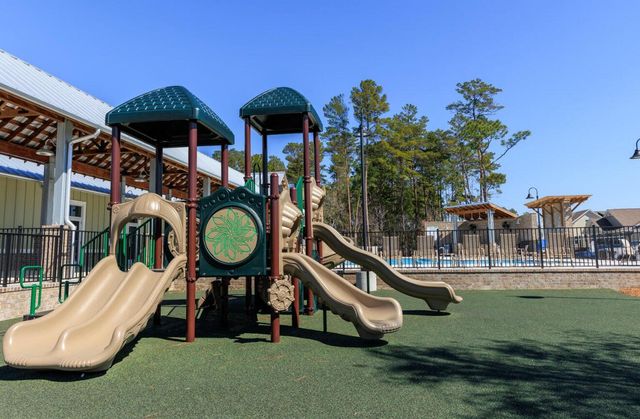 302 Gazelle Court, Niceville, FL 32578