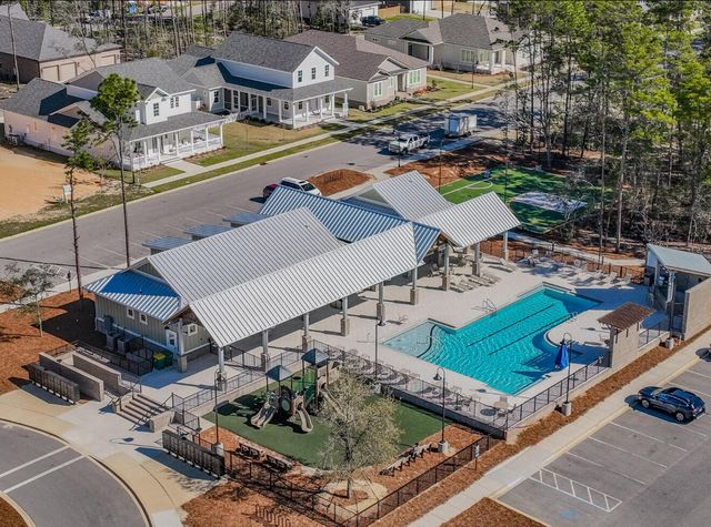 302 Gazelle Court, Niceville, FL 32578