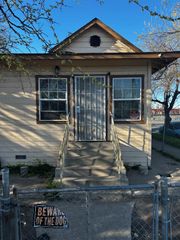 201 W Worth St, Stockton, CA 95206