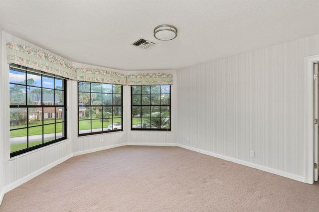 3693 Valley Park Way, Lake Worth, FL 33467