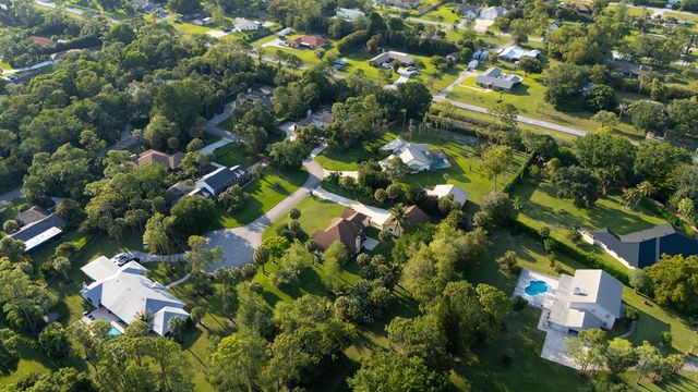 3693 Valley Park Way, Lake Worth, FL 33467