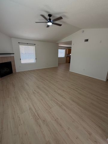 515 Deschutes Street SE, Albuquerque, NM 87123