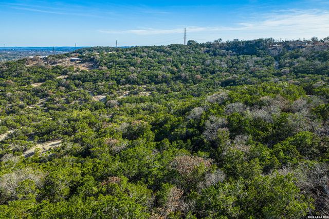 153 Center Oaks Court, Kerrville, TX 78028
