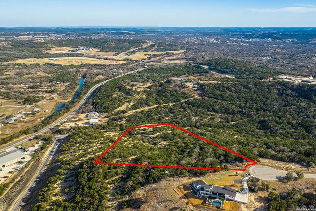 153 Center Oaks Court, Kerrville, TX 78028
