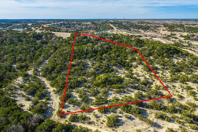 153 Center Oaks Court, Kerrville, TX 78028