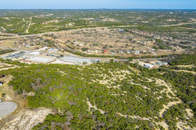 153 Center Oaks Court, Kerrville, TX 78028
