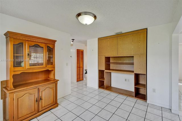 13401 SW 38th St, Miami, FL 33175