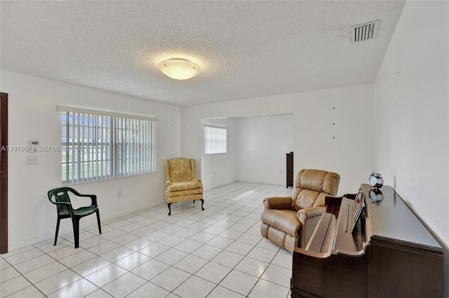 13401 SW 38th St, Miami, FL 33175