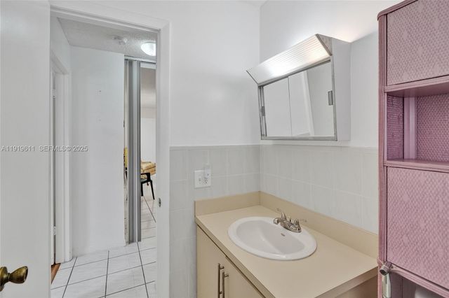 13401 SW 38th St, Miami, FL 33175