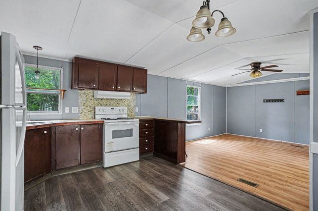 1017 Franks Ln., Conway, SC 29526