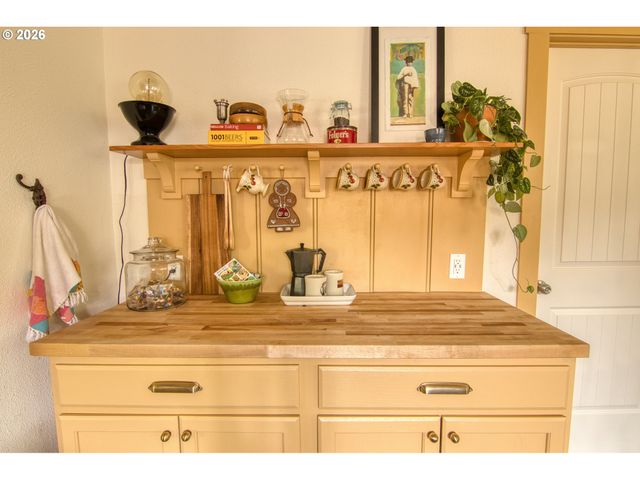 4351 Ne 88TH Ave, Portland, OR 97220