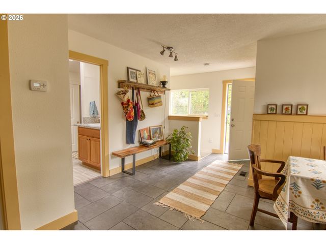 4351 Ne 88TH Ave, Portland, OR 97220