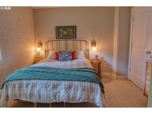 4351 Ne 88TH Ave, Portland, OR 97220