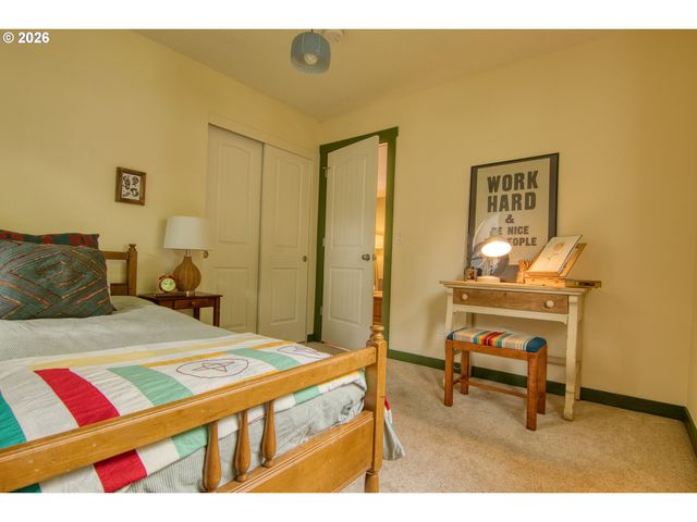4351 Ne 88TH Ave, Portland, OR 97220