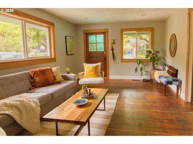 4351 Ne 88TH Ave, Portland, OR 97220