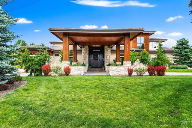 2748 S Pasa Tiempo Way, Eagle, ID 83616
