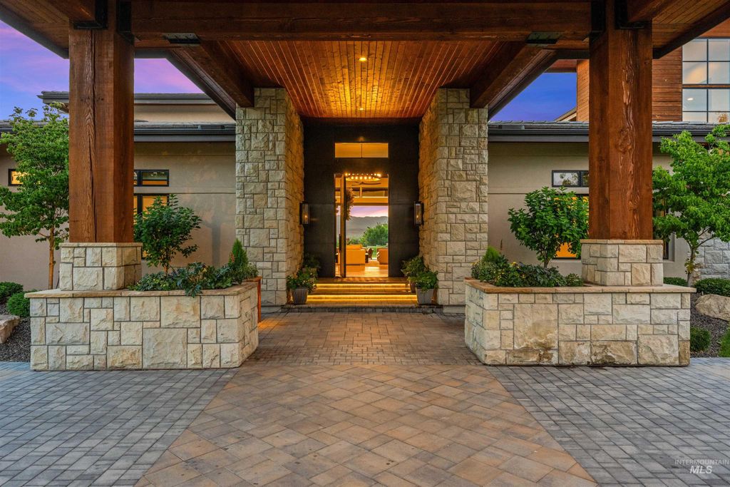2748 S Pasa Tiempo Way, Eagle, ID 83616 photo 4