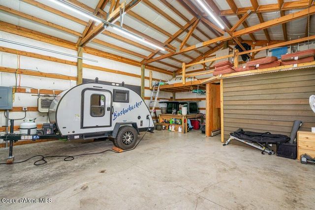 8299 N Raspberry LN, Hayden, ID 83835