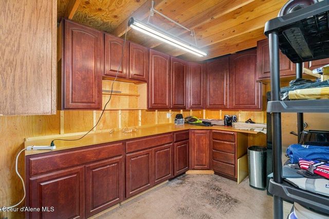 8299 N Raspberry LN, Hayden, ID 83835