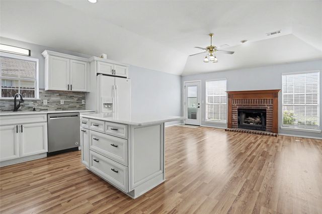 11621 S 103rd East Avenue, Bixby, OK 74008