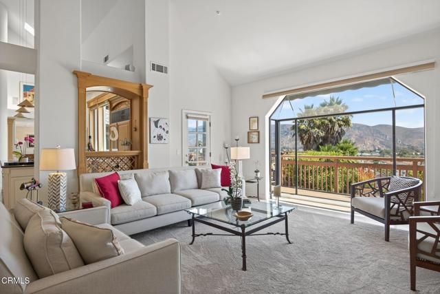 535 Ridgecrest Drive, Santa Paula, CA 93060