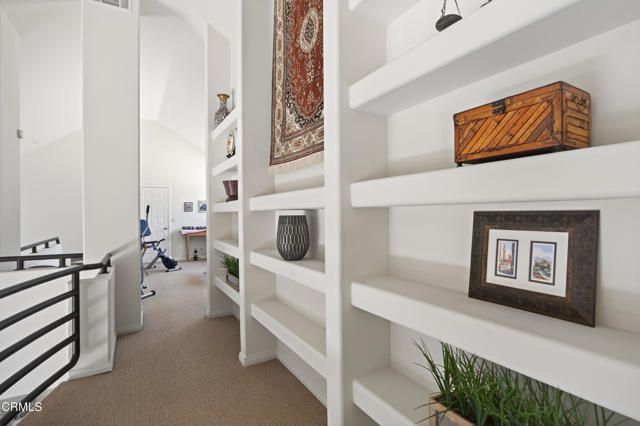 535 Ridgecrest Drive, Santa Paula, CA 93060