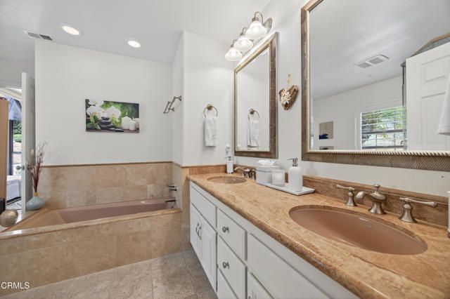 535 Ridgecrest Drive, Santa Paula, CA 93060