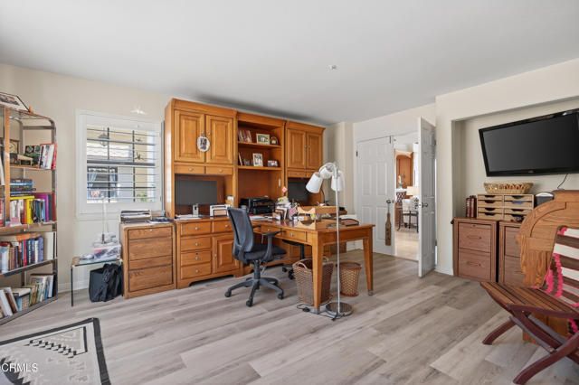 535 Ridgecrest Drive, Santa Paula, CA 93060