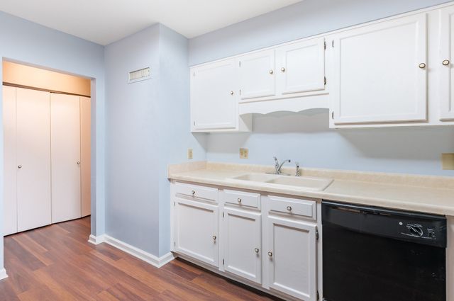 200 Sanders Ferry Rd Apt 2204, Hendersonville, TN 37075