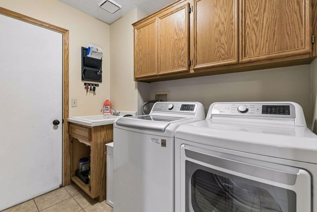 12904 Essex Way, Apple Valley, MN 55124