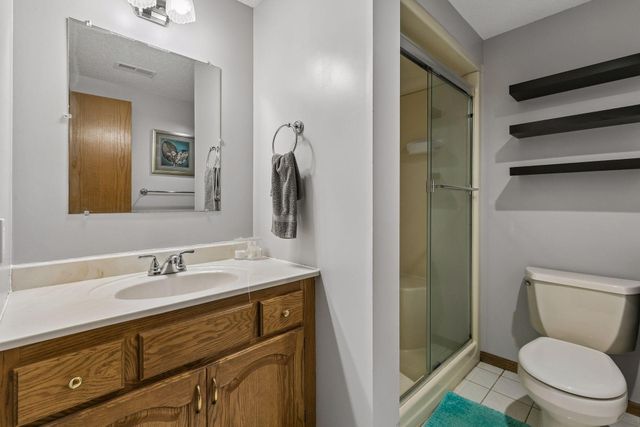 12904 Essex Way, Apple Valley, MN 55124