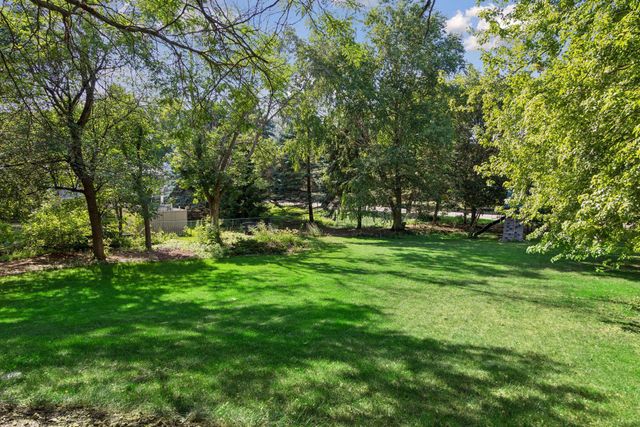 12904 Essex Way, Apple Valley, MN 55124