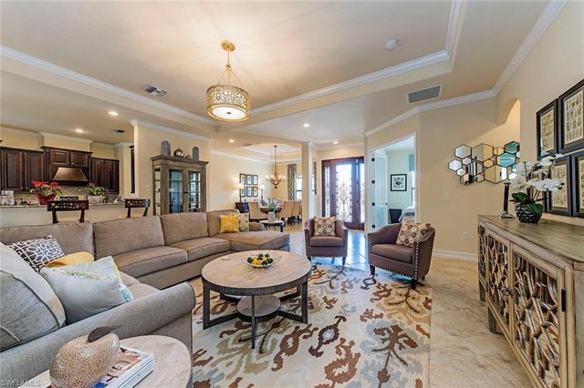 9560 Firenze CIR, Naples, FL 34113