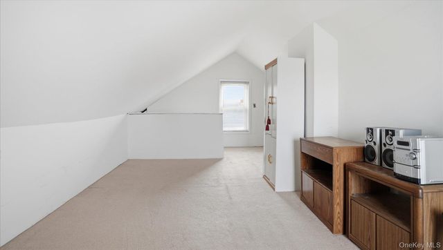 74 Lexington Avenue, Franklin Square, NY 11010