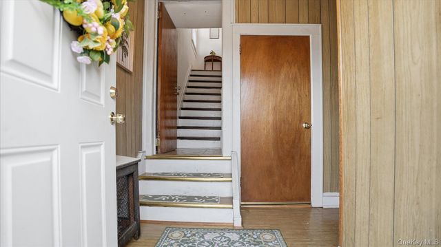 74 Lexington Avenue, Franklin Square, NY 11010